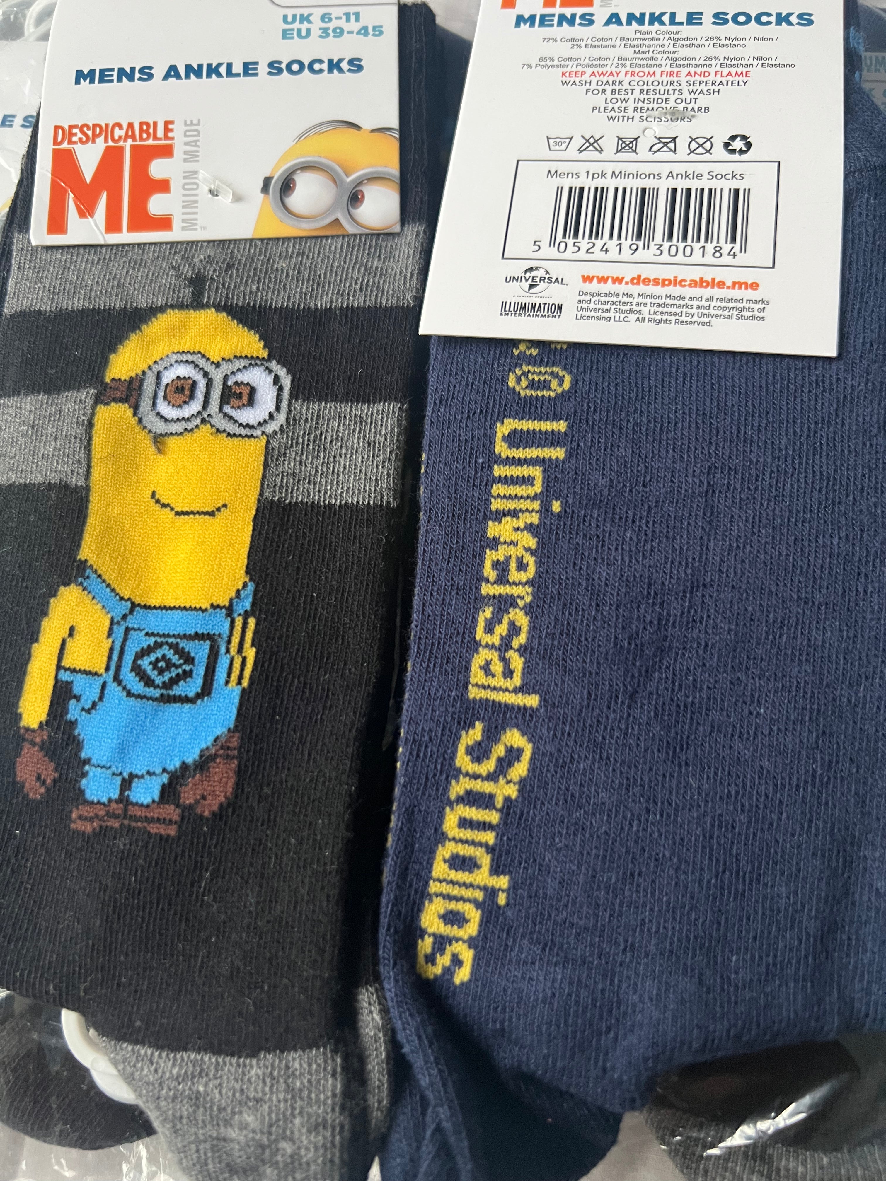 Men’s Despicable Me Minion Socks- Shoe Size 6-11